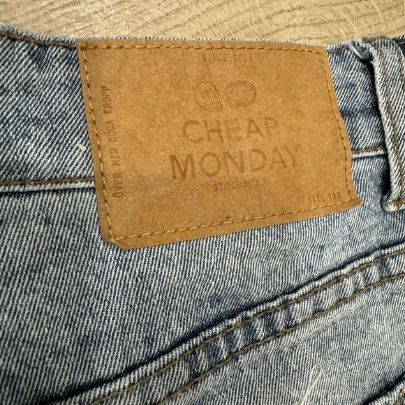 Cheap Monday Donna Shorts - Jet Blue - 30 - Picture 3 of 5